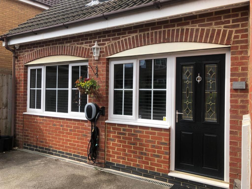 Ferienwohnung Dease Manor Higham Ferrers Exterior foto
